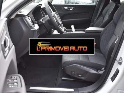 Volvo XC60 B4 automatico Essential Bianco usata Castelnuovo Rangone