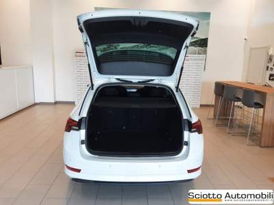 Skoda Octavia 2.0 TDI EVO SCR 150 CV Executive Bianco usata MESSINA