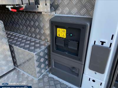 Ford Escort E-transit v363 rwd - e-transit 350 l3h2 68kwh 184cv trend Bianco usata Segrate
