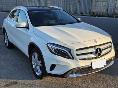Mercedes-Benz GLA d Automatic Sport Bianco usata Bari