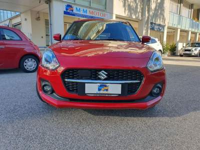 Suzuki Swift 1.2 Hybrid Top Rosso usata Bari