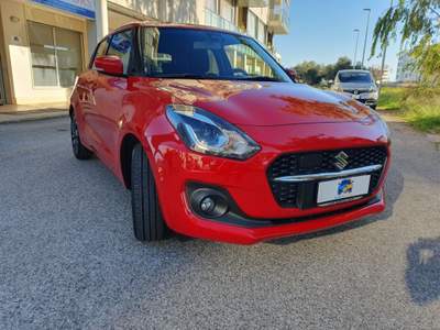 Suzuki Swift 1.2 Hybrid Top Rosso usata Bari