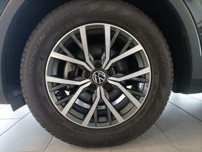 Volkswagen Tiguan 1.5 TSI 150 CV DSG ACT  Move Nero usata Magenta