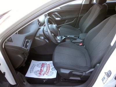 Peugeot 308 BlueHDi 100 S&S Active Bianco usata San Pietro di Feletto