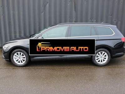Volkswagen Passat 2.0 TDI SCR 122 CV EVO DSG STYLE Nero usata Castelnuovo Rangone