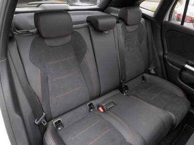 Mercedes-Benz GLA d Automatic Amg Line Bianco usata Castelnuovo Rangone