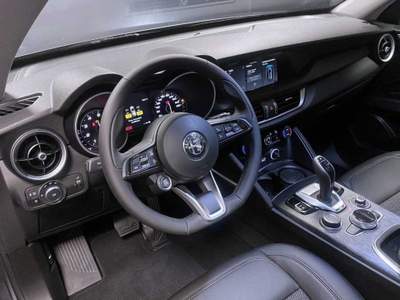 Alfa Romeo Stelvio 2.0 Turbo 200 CV AT8 Q4 Executive Grigio usata Castelnuovo Rangone