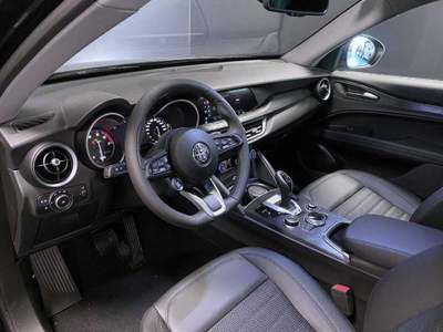 Alfa Romeo Stelvio 2.0 Turbo 200 CV AT8 Q4 Executive Nero usata Castelnuovo Rangone