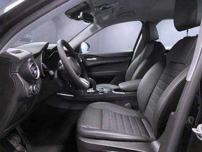 Alfa Romeo Stelvio 2.0 Turbo 200 CV AT8 Q4 Executive Nero usata Castelnuovo Rangone