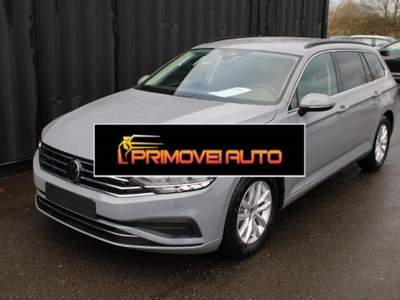 Volkswagen Passat 1.5 TSI ACT DSG Style Bianco usata Castelnuovo Rangone