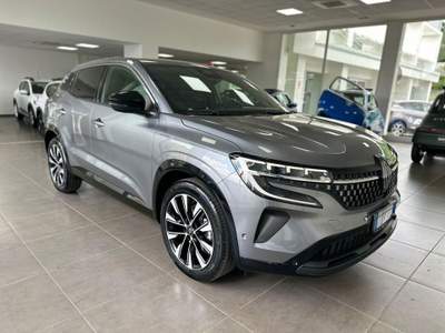 Renault Austral Austral Full Hybrid E-Tech 200 CV Techno Grigio usata Nola