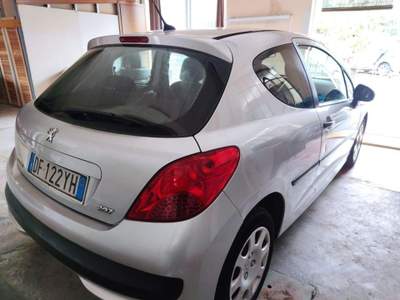 Peugeot 207  Grigio usata Formigine