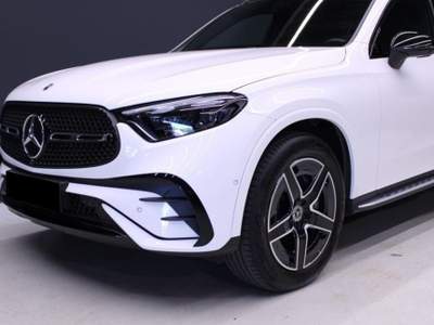 Mercedes-Benz GLC 4Matic Mild Hybrid AMG Premium Plus Bianco usata RIMINI