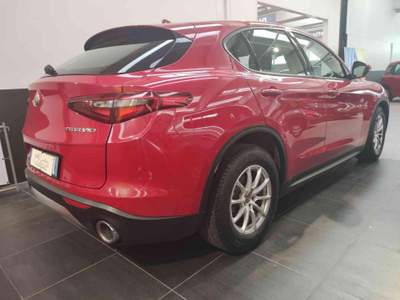 Alfa Romeo Stelvio 2.2 Turbodiesel 180 CV AT8 RWD Business Rosso usata Tolmezzo