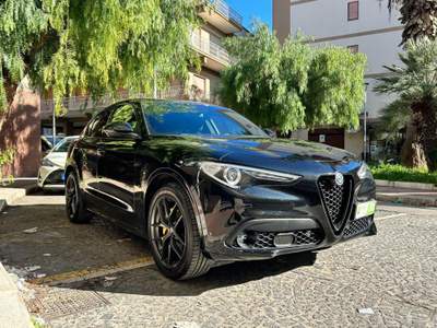Alfa Romeo Stelvio 2.2 Turbodiesel 210 CV AT8 Q4 Veloce Nero usata Cerignola