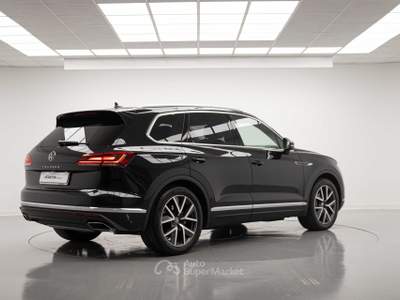 Volkswagen Touareg Touareg 3.0 V6 Tdi Scr Elegance Nero usata Cassola