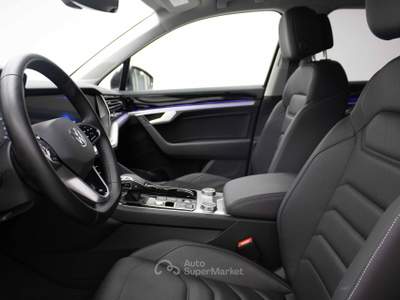 Volkswagen Touareg Touareg 3.0 V6 Tdi Scr Elegance Nero usata Cassola