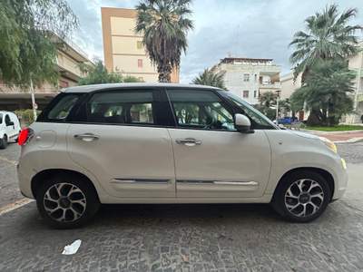 Fiat 500L 1.3 Multijet 95 CV Lounge Bianco usata Cerignola