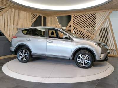 Toyota RAV4 2.0 d-4d Style 2wd mt my17 Grigio usata Lamezia Terme
