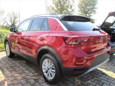 Volkswagen T-Roc 1.0 TSI Life - Retrocamera - List. 33.000 Rosso usata Mogliano Veneto