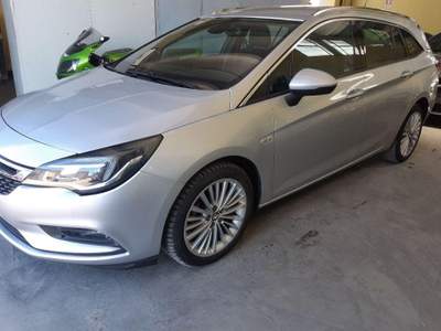 Opel Astra 1.6 CDTi 110 CV S&S 5p. Dynamic Argento usata Soleto