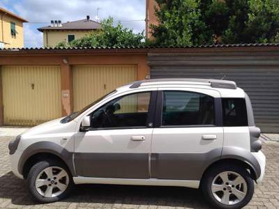 Fiat Panda 1.3 MJT 16V DPF 4x4 Cross Bianco usata Novi Ligure