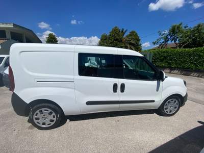 Fiat Doblò 1.6 MJT 105CV PL-TN Cargo Maxi SX Bianco usata Atripalda