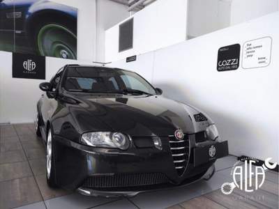 Alfa Romeo 147 - 3.2i v6 24v cat 3 porte gta Nero usata LEGNANO Alfa Romeo 147 - 3.2i v6 24v cat 3 porte gta Nero usata LEGNANO
