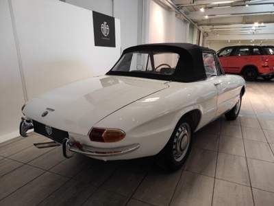 Alfa Romeo Spider  - 1750 veloce (tipo 105.57) "osso di seppia" Bianco usata LEGNANO