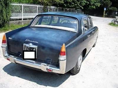 Lancia Flaminia berlina Blu/Azzurro usata Gaglianico