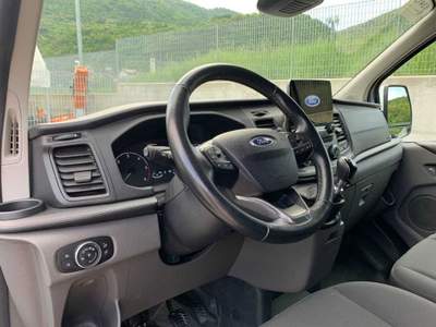Ford Tourneo Custom 320 2.0 EcoBlue 130CV Trend Bianco usata Castelnuovo Rangone