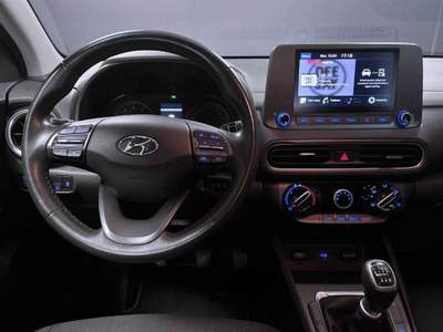 Hyundai Kona 1.0 T-GDI Hybrid 48V iMT XTech Bianco usata Castelnuovo Rangone