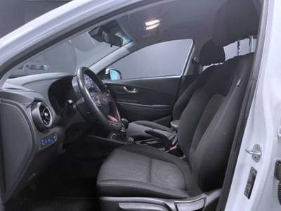 Hyundai Kona 1.0 T-GDI Hybrid 48V iMT XTech Bianco usata Castelnuovo Rangone