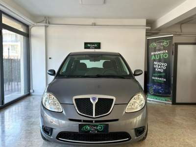 Lancia Ypsilon  usata Taranto