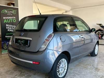 Lancia Ypsilon  usata Taranto