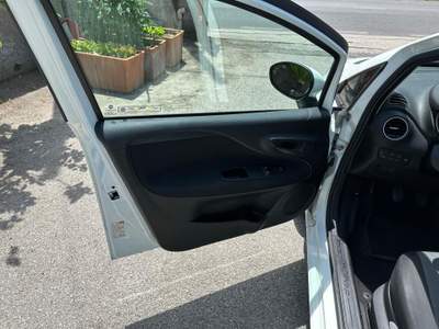 Fiat Punto Fiat Punto 1.4 8V 5 porte Easypower Street Bianco usata Somma Vesuviana
