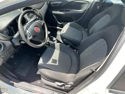 Fiat Punto Fiat Punto 1.4 8V 5 porte Easypower Street Bianco usata Somma Vesuviana