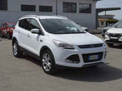 Ford Kuga 2.0 TDCI 115 CV 2WD Titanium Bianco usata Fondi
