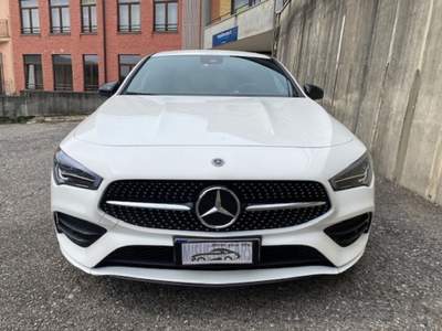 Mercedes-Benz CLA d Automatic Shooting Brake Premium AMG-Line Bianco usata ARGEGNO
