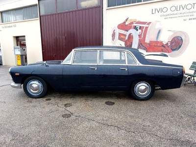 Lancia Flaminia Berlina Pininfarina Blu/Azzurro usata RONCADE
