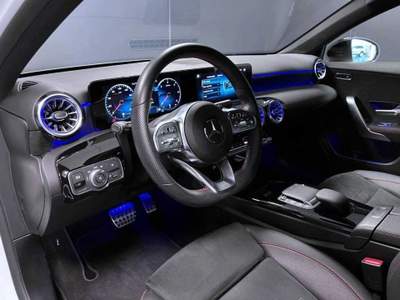 Mercedes-Benz Classe A d Automatic 4p. Premium Bianco usata Castelnuovo Rangone
