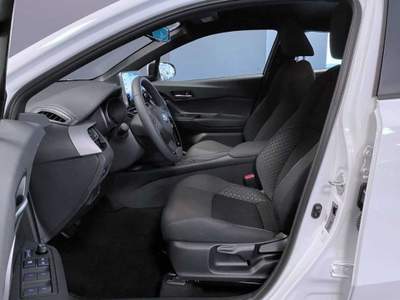 Toyota C-HR 1.8 Hybrid E-CVT Active Bianco usata Castelnuovo Rangone