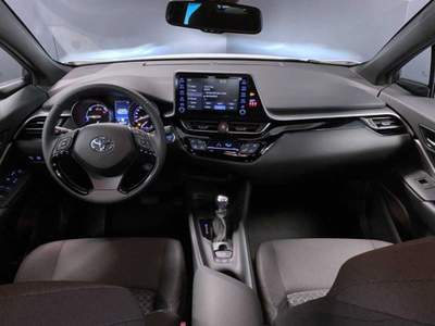 Toyota C-HR 1.8 Hybrid E-CVT Active Bianco usata Castelnuovo Rangone
