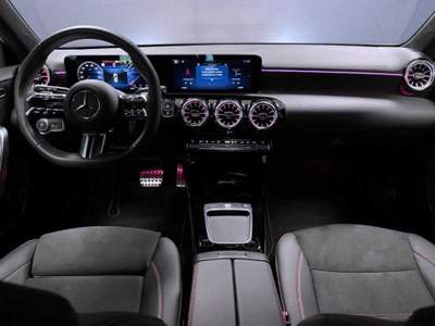 Mercedes-Benz Classe A d Automatic 4p. AMG Line Premium Bianco usata Castelnuovo Rangone