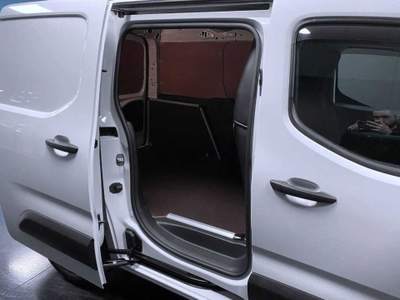 Toyota Proace 1.2 110 CV S&S PC 5p. Comfort Bianco usata Castelnuovo Rangone