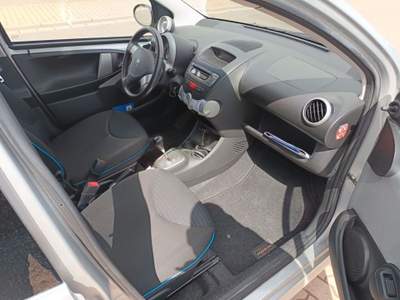 Peugeot 107 1.0 68CV 5p. Active Argento usata Castelnuovo Rangone