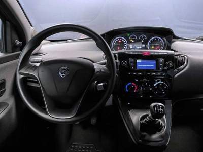 Lancia Ypsilon 1.0 FireFly 5 porte S&S Hybrid Ecochic Silver Grigio usata Castelnuovo Rangone