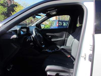 Peugeot 2008 BlueHDi 130 S&S EAT8 GT Pack Bianco usata Latina