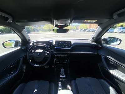 Peugeot 2008 BlueHDi 130 S&S EAT8 GT Pack Bianco usata Latina