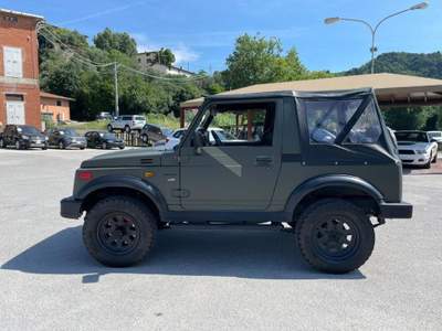 Suzuki SJ400/Samurai 1.3 Cabriolet De Luxe Verde usata Massarosa